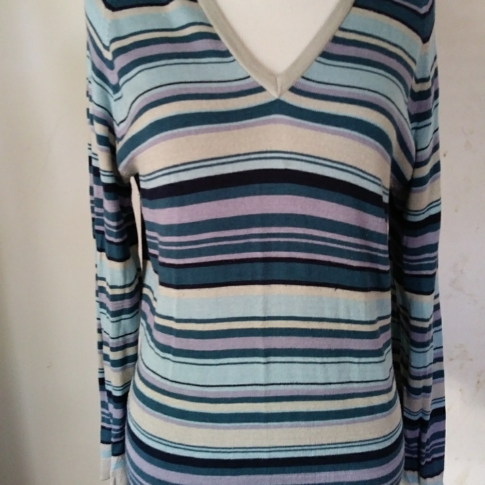 Brooks Brothers Silk Cotton Vneck Pull Over Shirt